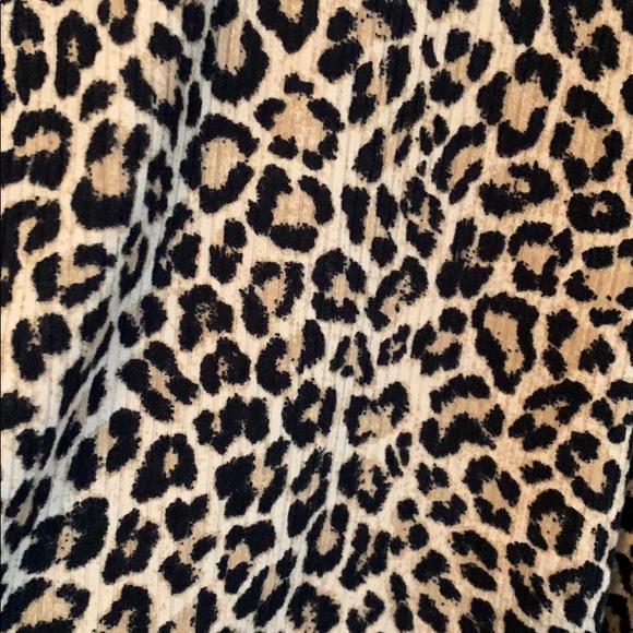 Cheetah print ribbed long sleeve - Picture 3 of 3